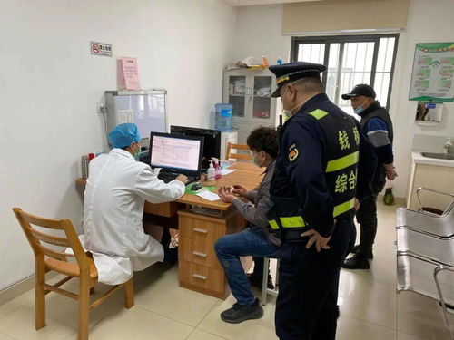 惠城蜂行 執(zhí)法為民服務(wù)為先，城管隊員以行動傳遞社會正能量